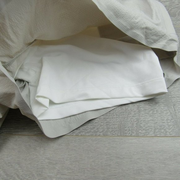 Athleta Trekkie Crest 2 in 1 Shortie Womens Size 12 Shorts Birch Grey NEW - Picture 5 of 9